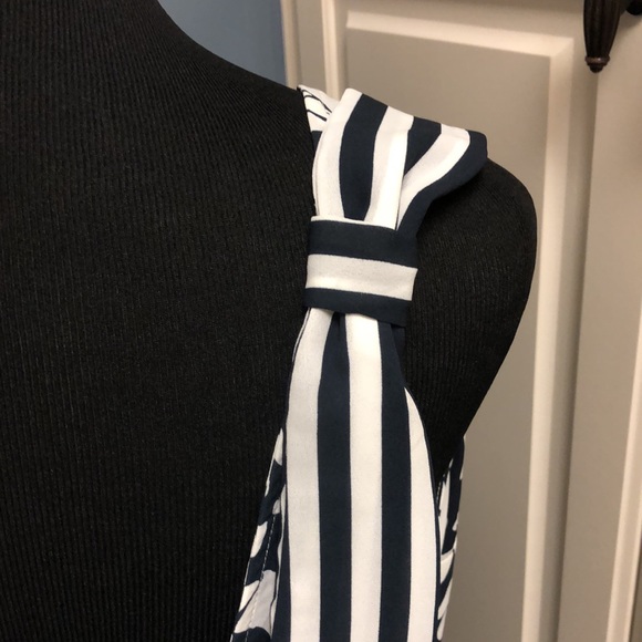 Cabi shoulder tie too - Picture 3 of 3